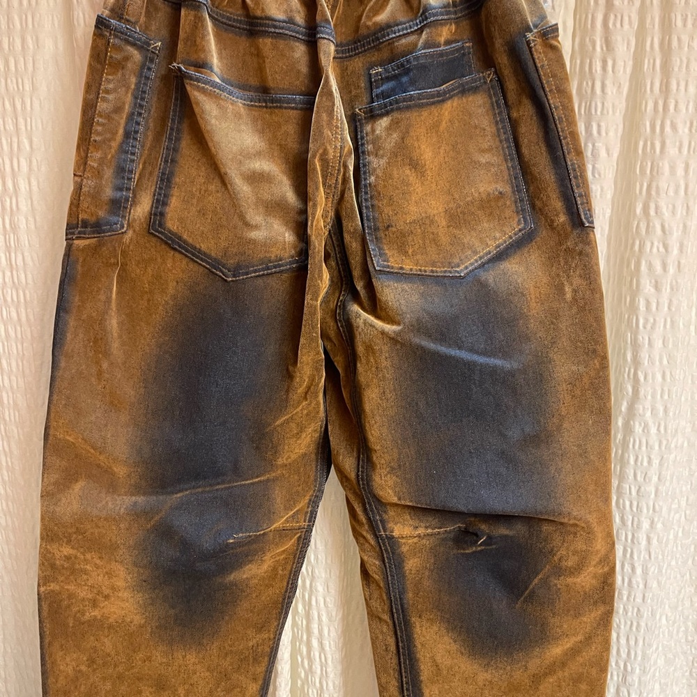 Oli & Hali Women's Velvet Jeans in Tan and Black - Picture 2 of 3